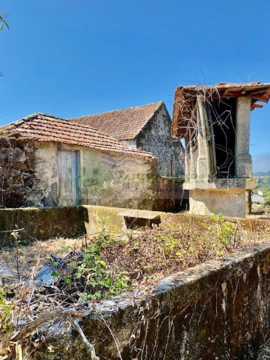 Moradia T3 para Venda em Couto de Esteves Foto 19