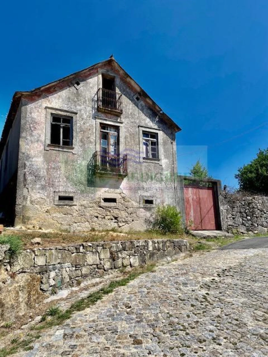 Moradia T3 para Venda em Couto de Esteves Foto 33