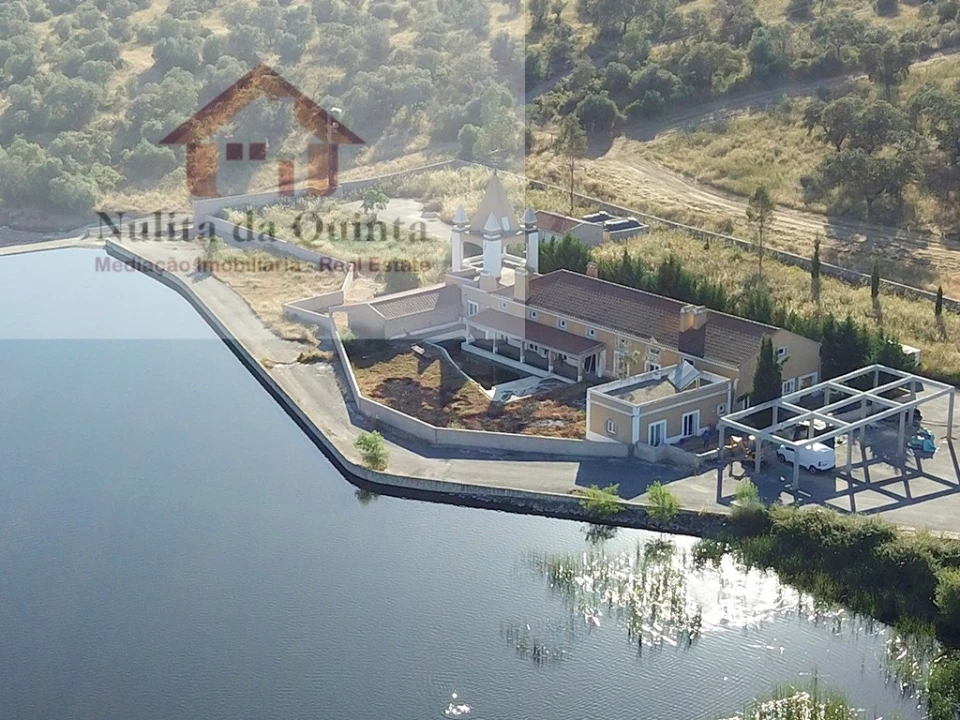 Quinta T3 para Venda em Torrão Foto 1