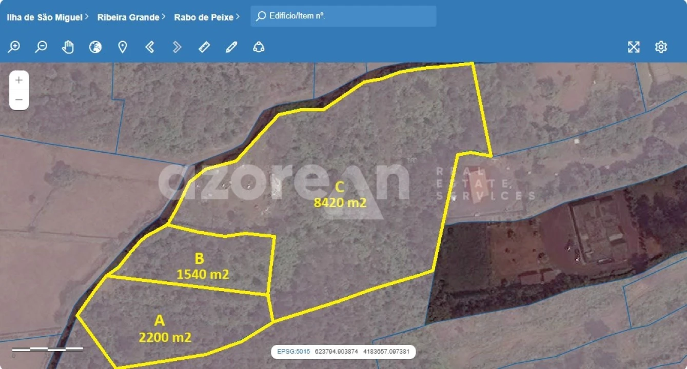 Terreno para Venda em Rabo de Peixe Foto 2