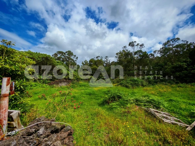 Terreno para Venda em Rabo de Peixe Foto 5