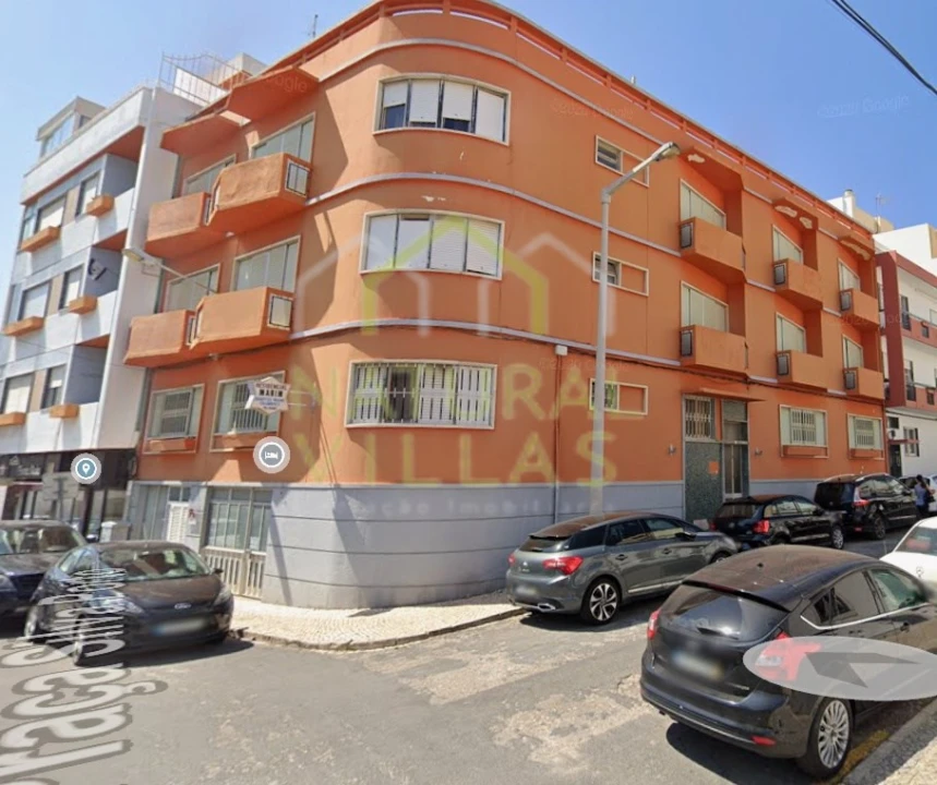 Negócio para Venda em Faro (Sé e São Pedro) Foto 1