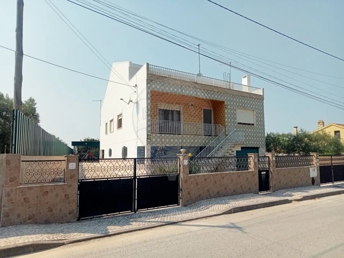 Moradia T3 para Venda em Vila Chã de Ourique