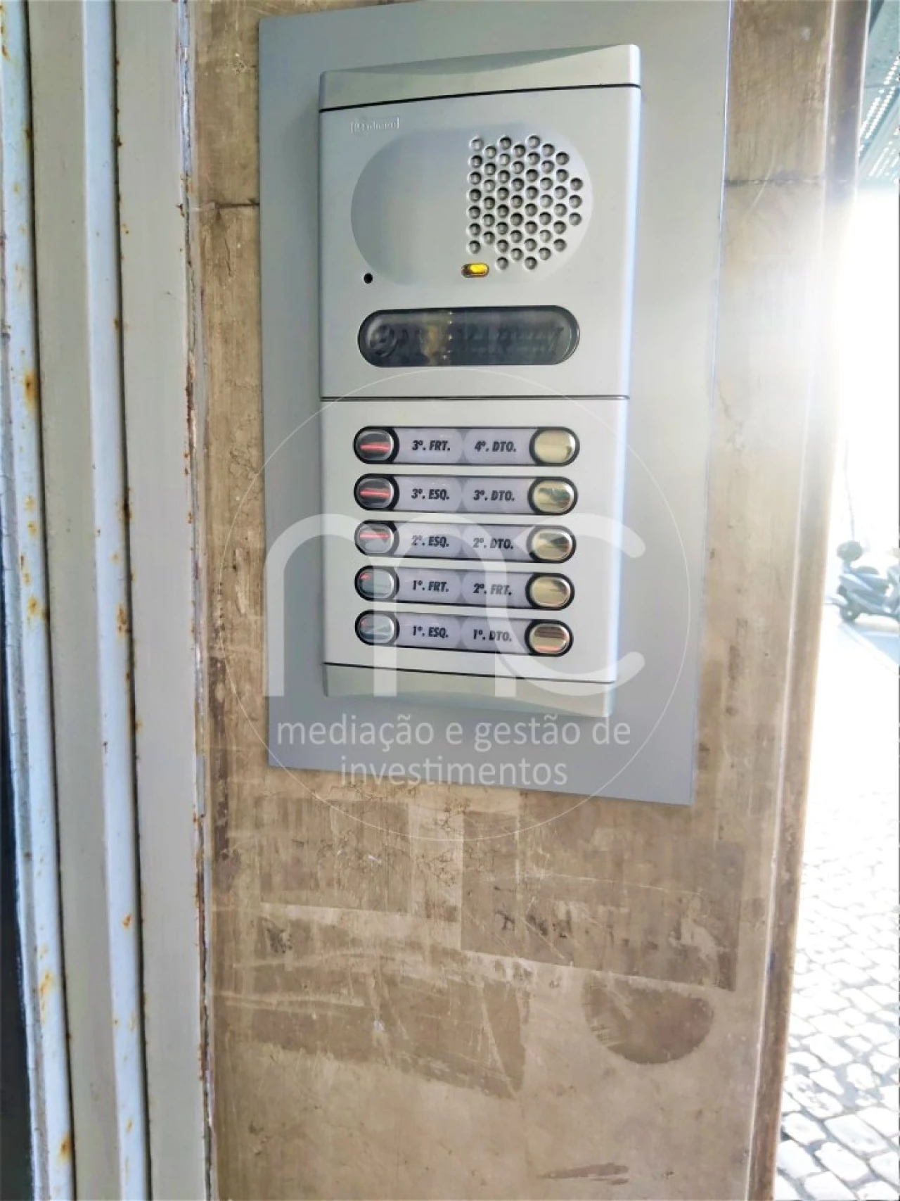 Apartamento T1 para Venda em Avenidas Novas Foto 36