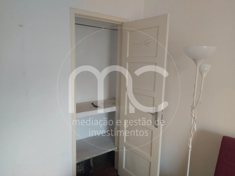 Apartamento T1 para Venda em Avenidas Novas Foto 15