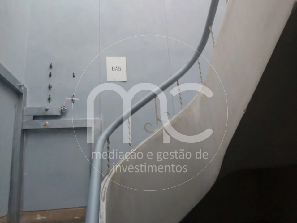 Apartamento T1 para Venda em Avenidas Novas Foto 35