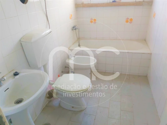 Apartamento T1 para Venda em Avenidas Novas Foto 19