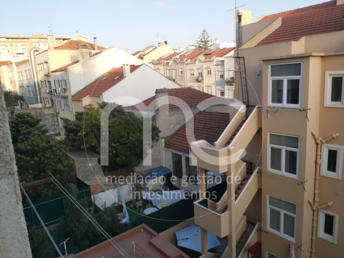 Apartamento T1 para Venda em Avenidas Novas Foto 37