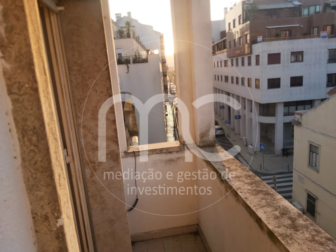 Apartamento T1 para Venda em Avenidas Novas Foto 24