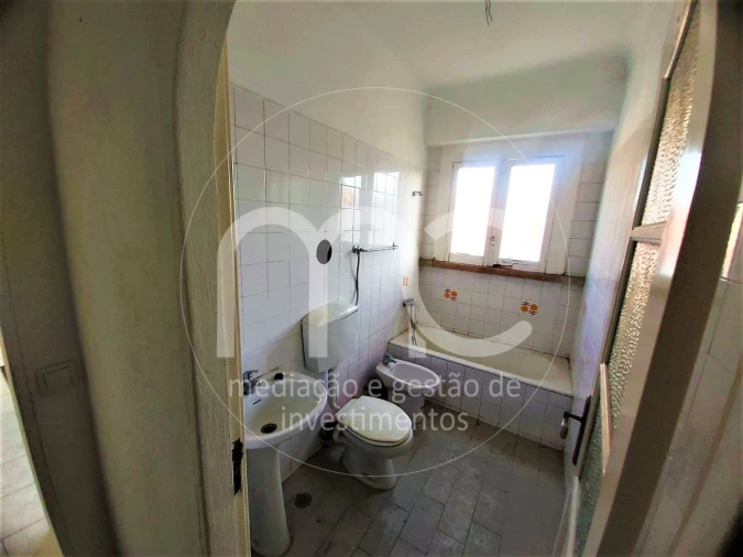 Apartamento T1 para Venda em Avenidas Novas Foto 18