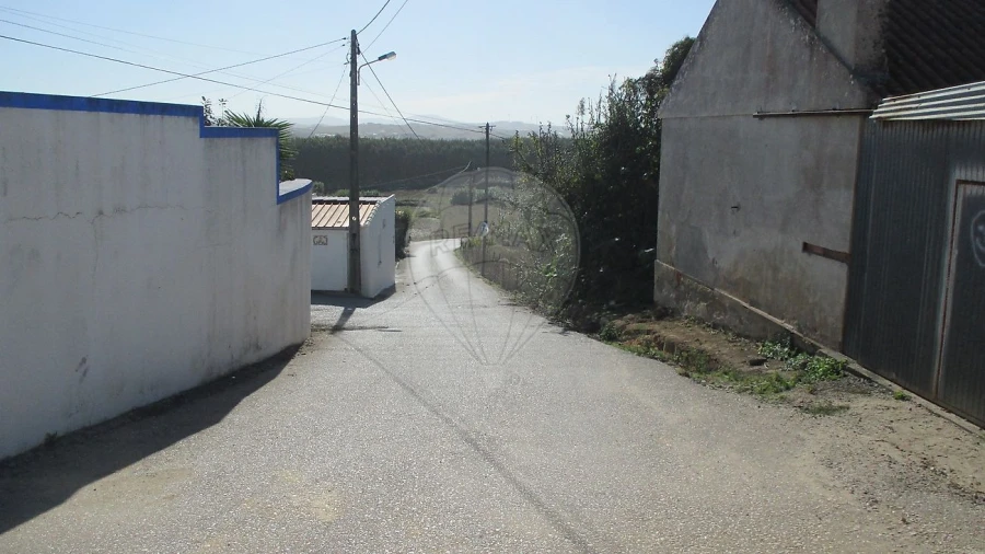 Moradia T2 para Venda em São Pedro da Cadeira Foto 6