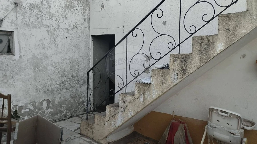 Moradia T2 para Venda em São Pedro da Cadeira Foto 16