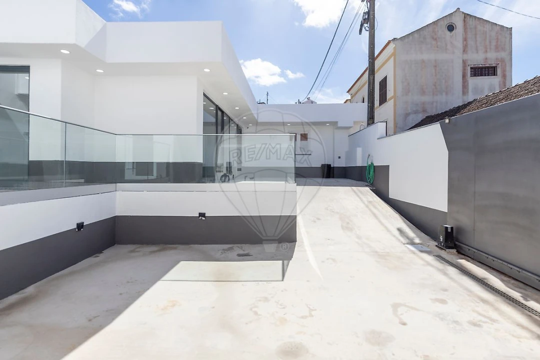 Moradia T3 para Venda em Aldeia Galega da Merceana e Aldeia Gavinha Foto 16