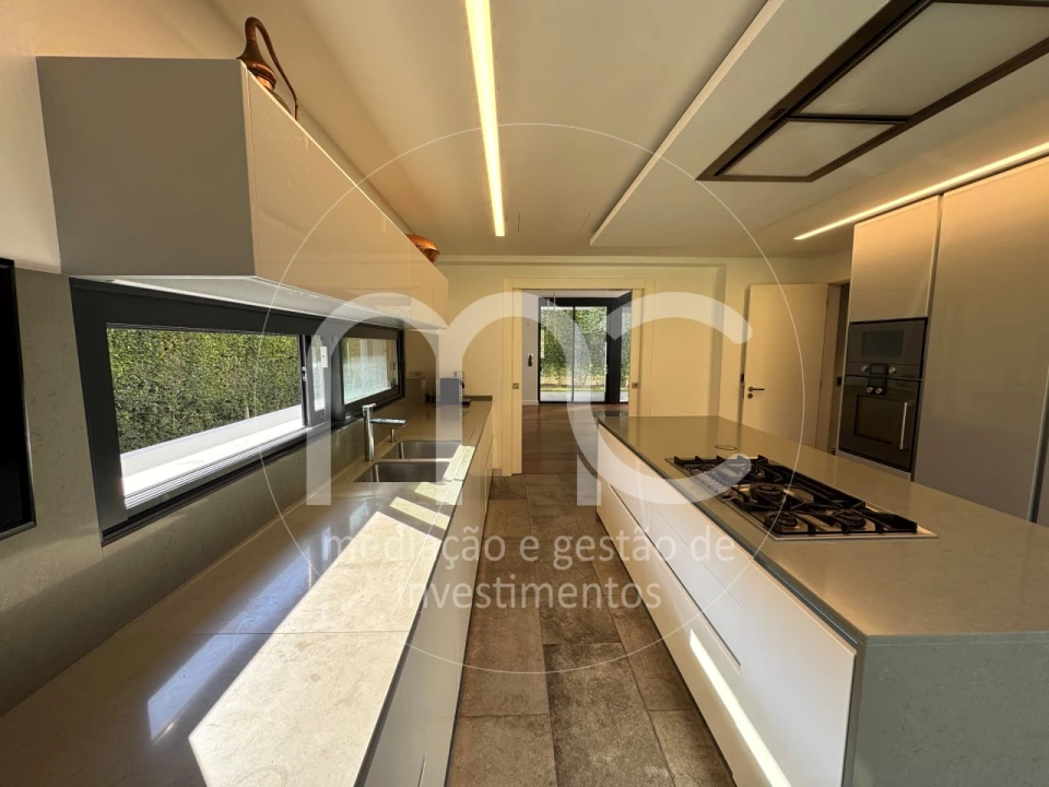 Moradia T5 para Venda em Cascais e Estoril Foto 2