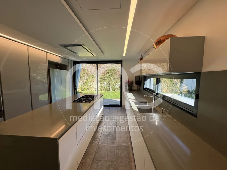 Moradia T5 para Venda em Cascais e Estoril Foto 9