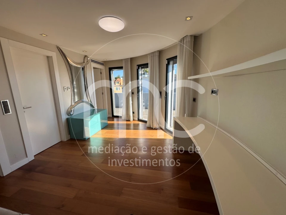 Moradia T5 para Venda em Cascais e Estoril Foto 56