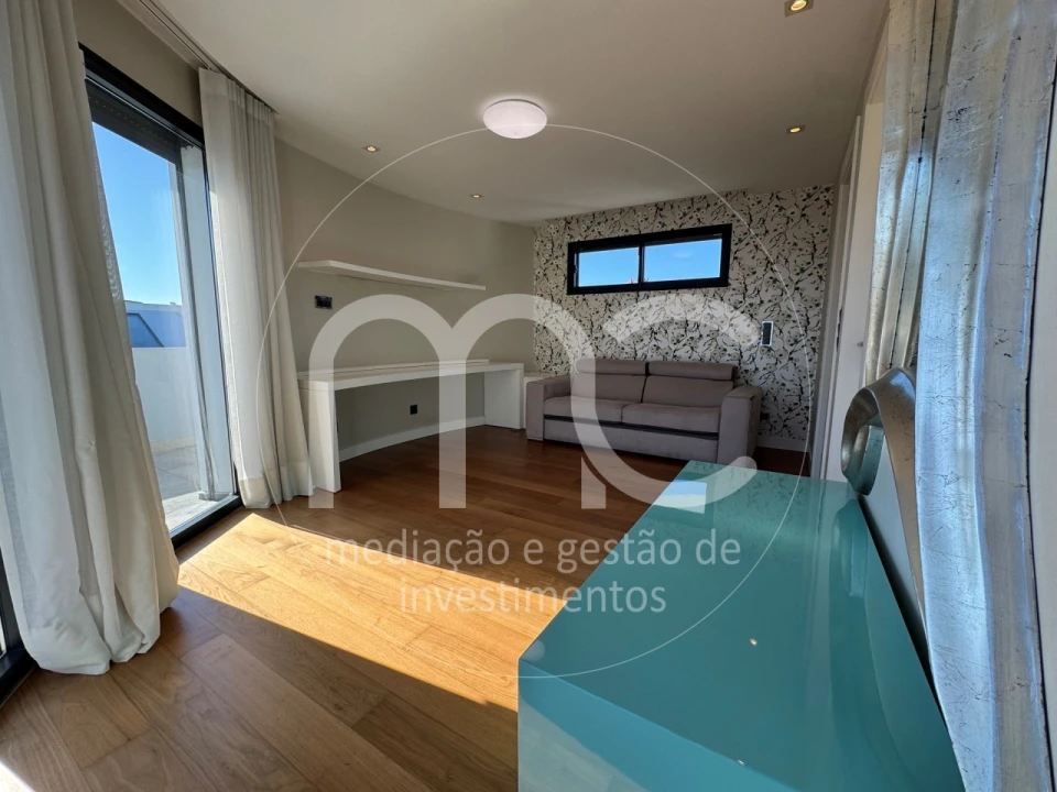 Moradia T5 para Venda em Cascais e Estoril Foto 59