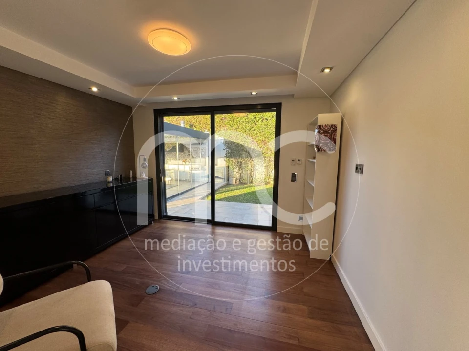 Moradia T5 para Venda em Cascais e Estoril Foto 73