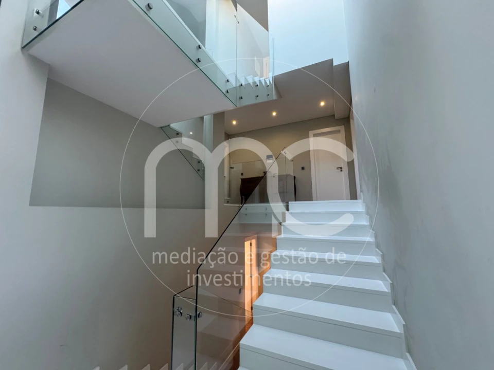 Moradia T5 para Venda em Cascais e Estoril Foto 75