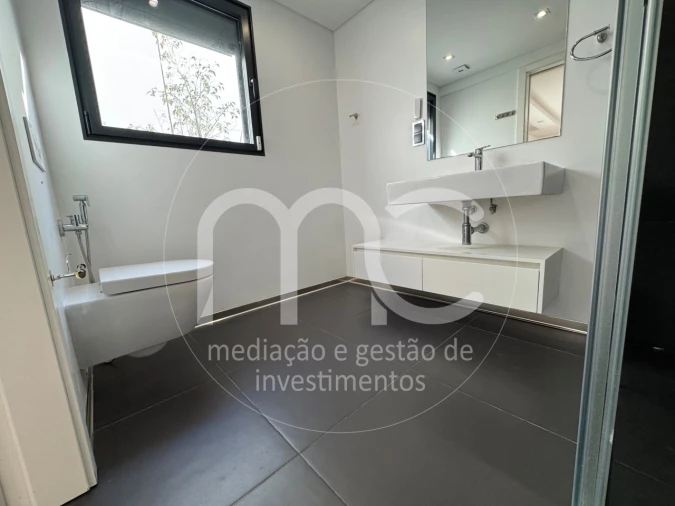 Moradia T5 para Venda em Cascais e Estoril Foto 20