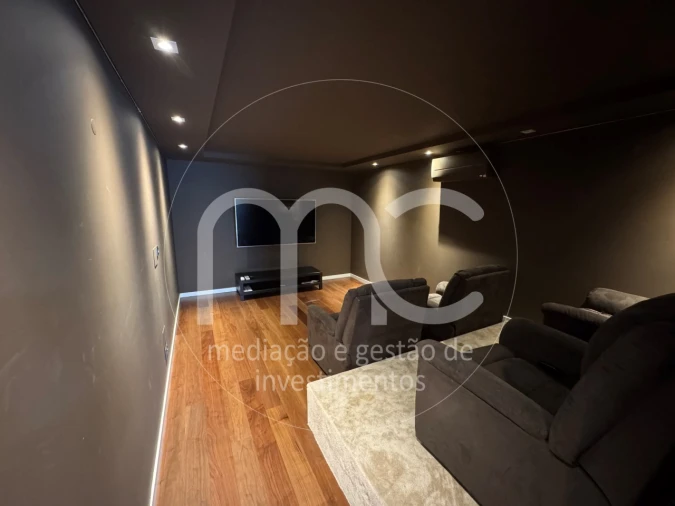 Moradia T5 para Venda em Cascais e Estoril Foto 25