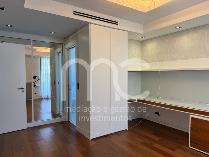 Moradia T5 para Venda em Cascais e Estoril Foto 45