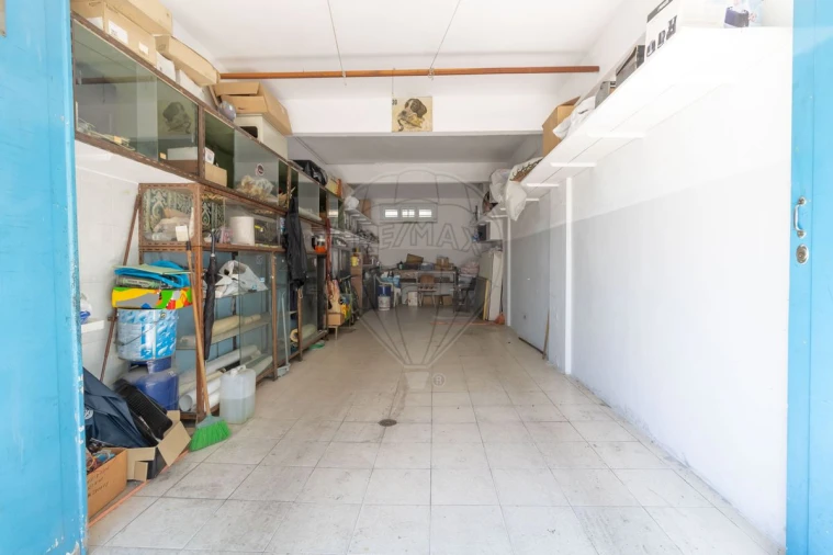 Garagem para Venda em Alhandra, São João dos Montes e Calhandriz