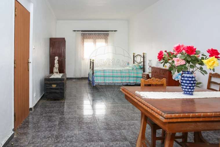 Moradia T4 para Venda em Carregado e Cadafais Foto 19