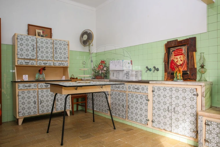 Moradia T4 para Venda em Carregado e Cadafais Foto 16