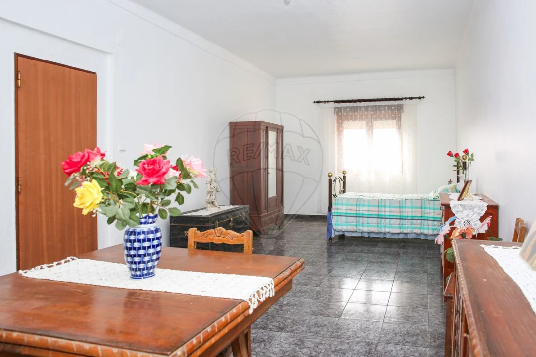 Moradia T4 para Venda em Carregado e Cadafais Foto 20