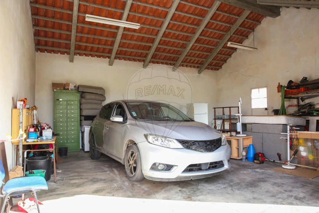 Moradia T4 para Venda em Carregado e Cadafais Foto 4