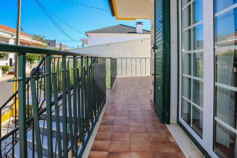 Moradia T3 para Venda em Alverca do Ribatejo e Sobralinho Foto 42