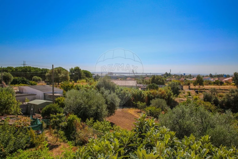 Moradia T3 para Venda em Alverca do Ribatejo e Sobralinho Foto 48