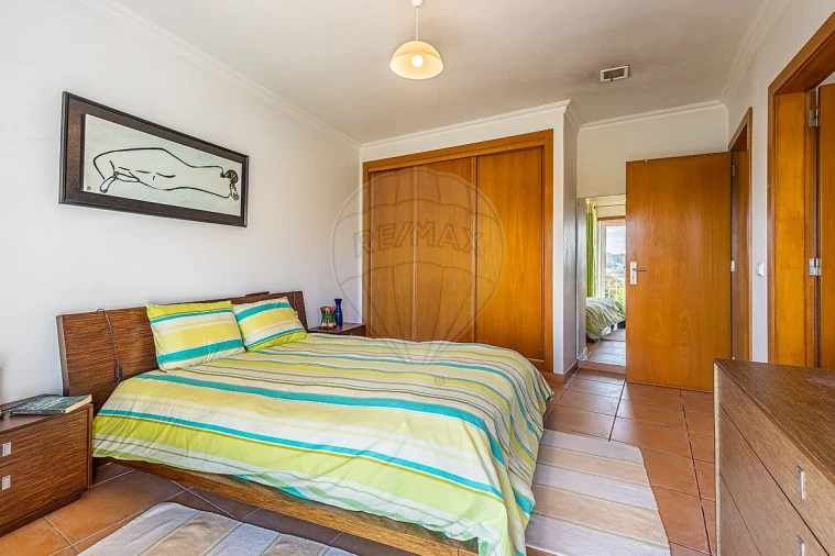 Moradia T3 para Venda em Santa Catarina Foto 9