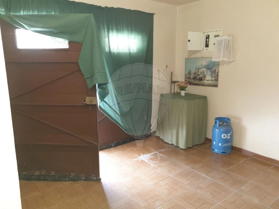 Moradia T3 para Venda em Aguas Belas Foto 19