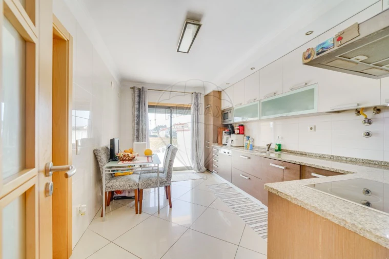 Moradia T3 para Venda em Milharado Foto 9