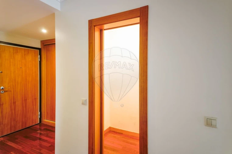 Apartamento T1 para Arrendamento em Aguas Santas Foto 10