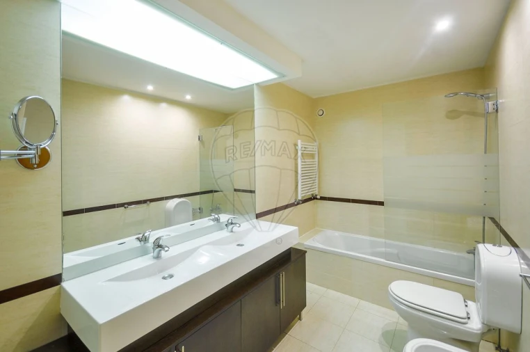 Apartamento T1 para Arrendamento em Aguas Santas Foto 4