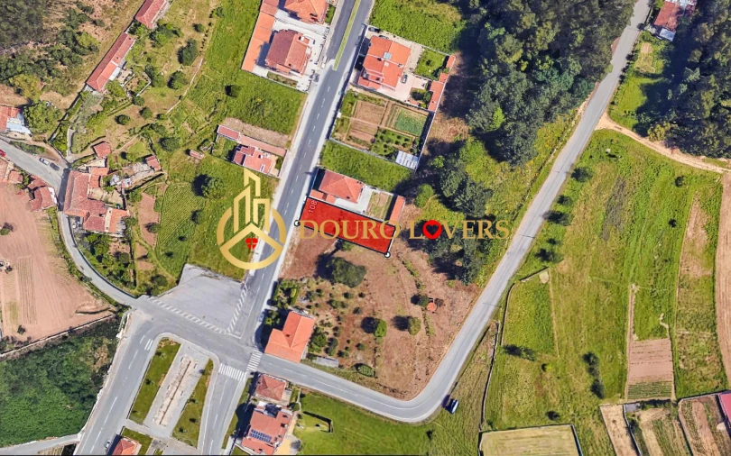 Terreno para Venda em Santa Marinha e São Pedro da Afurada Foto 1