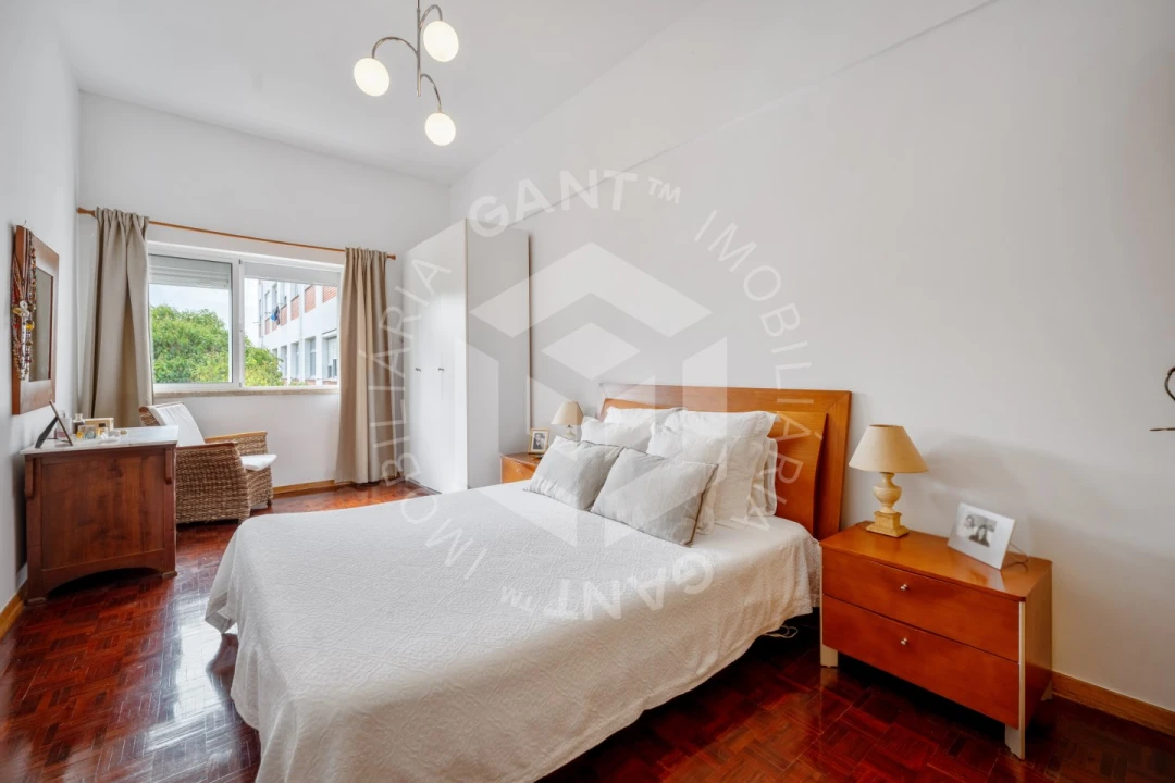 Apartamento T2 para Venda em Costa da Caparica Foto 12
