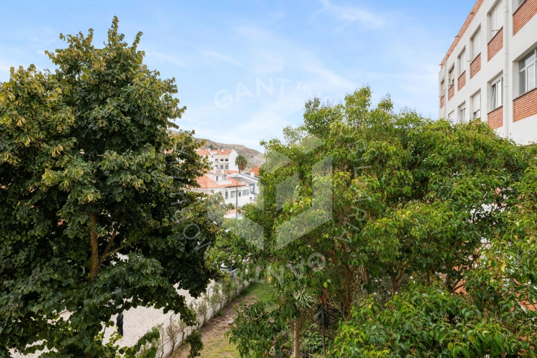 Apartamento T2 para Venda em Costa da Caparica Foto 25