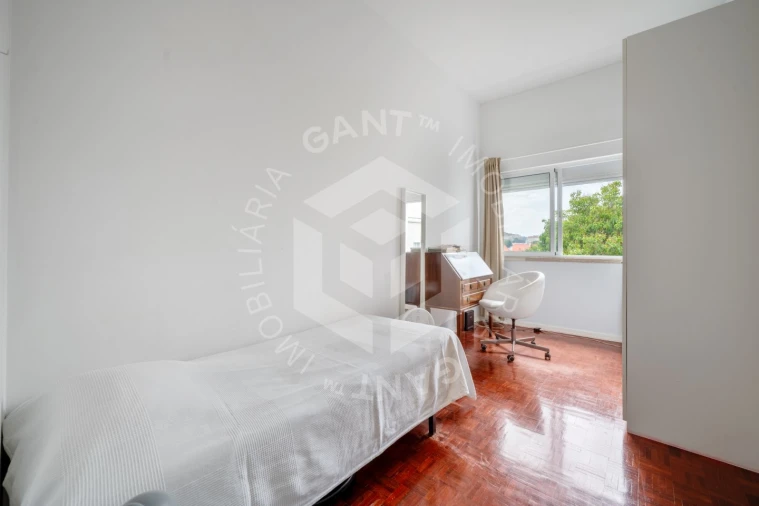 Apartamento T2 para Venda em Costa da Caparica Foto 16