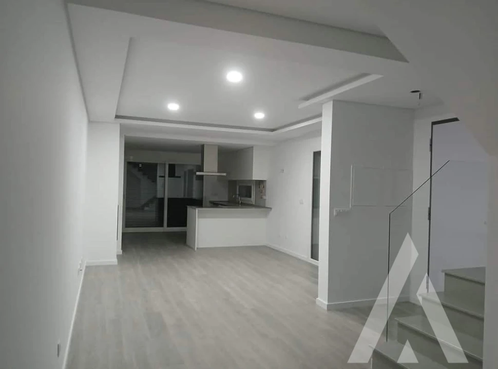 Quinta T3 para Venda em Seixal, Arrentela e Aldeia de Paio Pires Foto 7