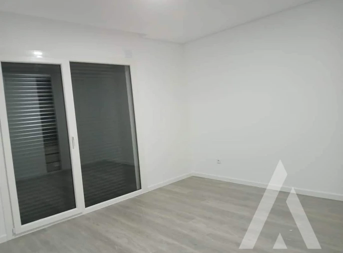 Quinta T3 para Venda em Seixal, Arrentela e Aldeia de Paio Pires Foto 2