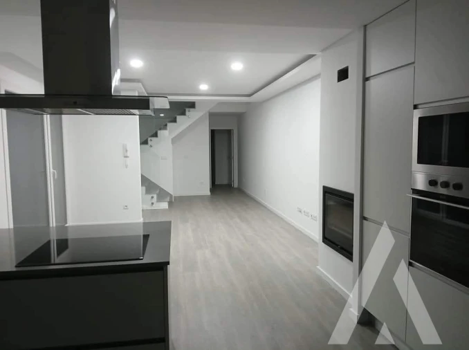 Quinta T3 para Venda em Seixal, Arrentela e Aldeia de Paio Pires Foto 6