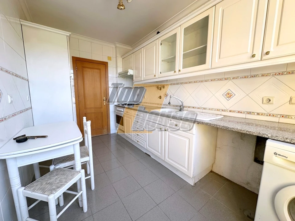 Apartamento T3 para Venda em Laranjeiro e Feijó Foto 8