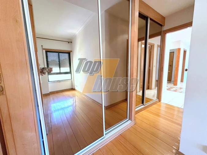 Apartamento T3 para Venda em Laranjeiro e Feijó Foto 16