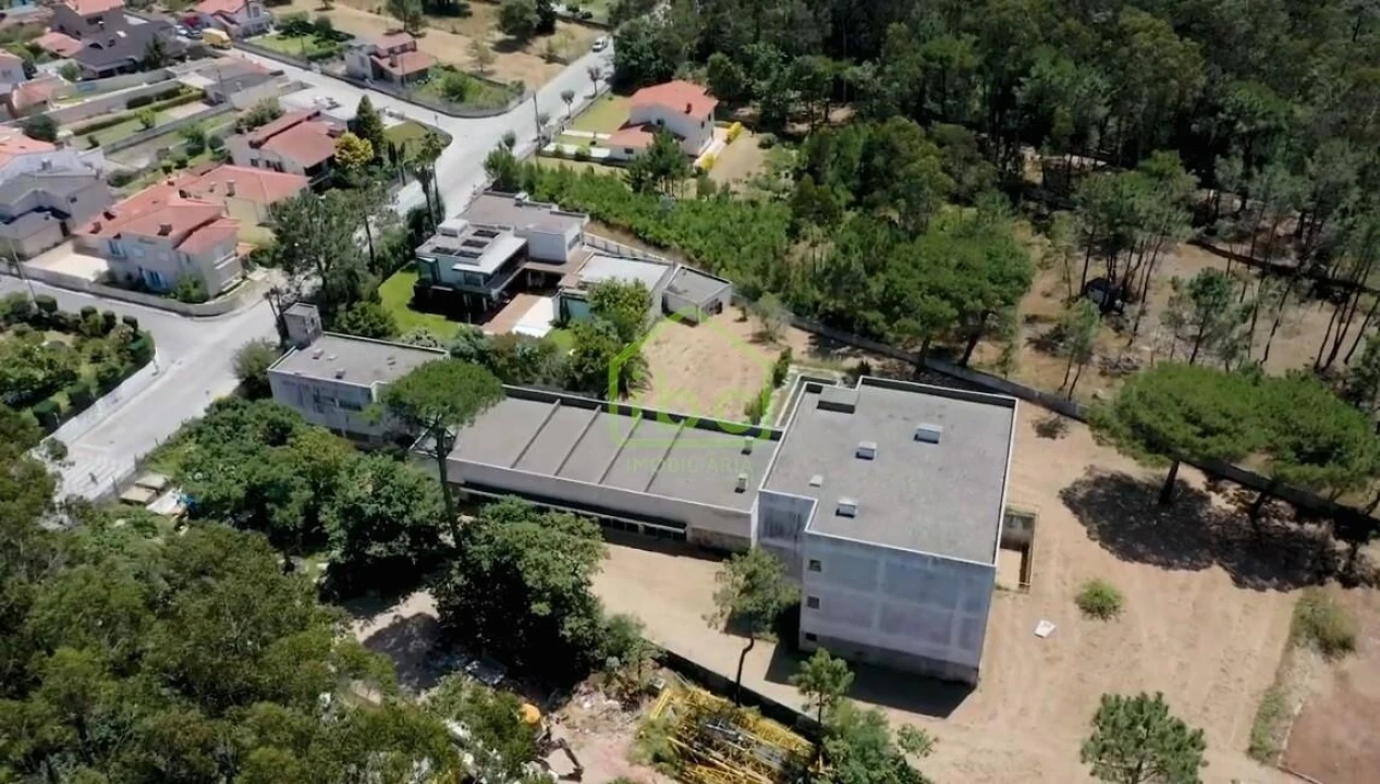 Prédio para Venda em Arvore Foto 23