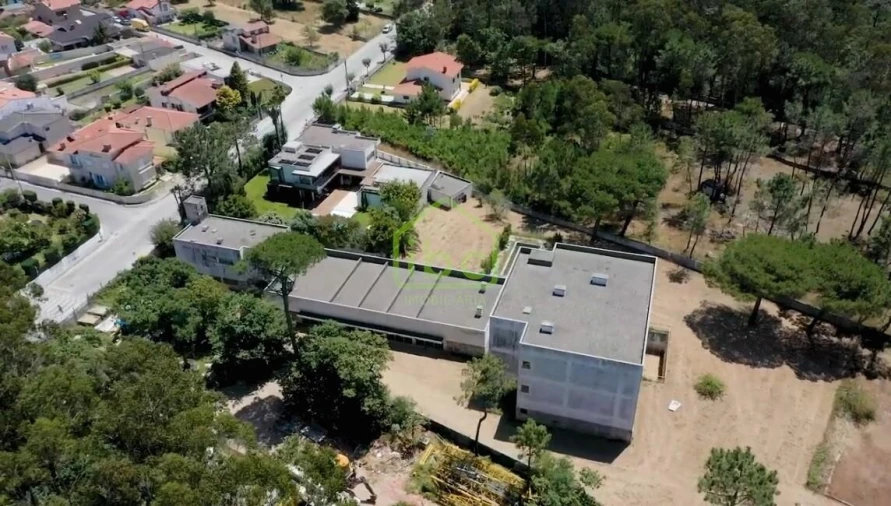 Prédio para Venda em Arvore Foto 23