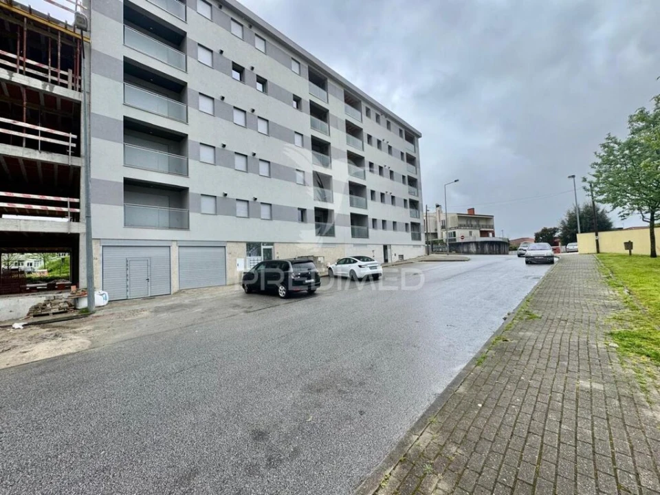 Apartamento T2 para Venda em São Vicente (Braga) Foto 2